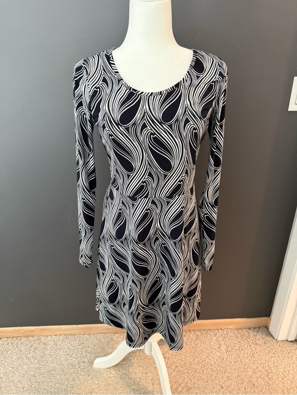 Michael Kors Long Sleeve Black & White Patterned A-Line Dress